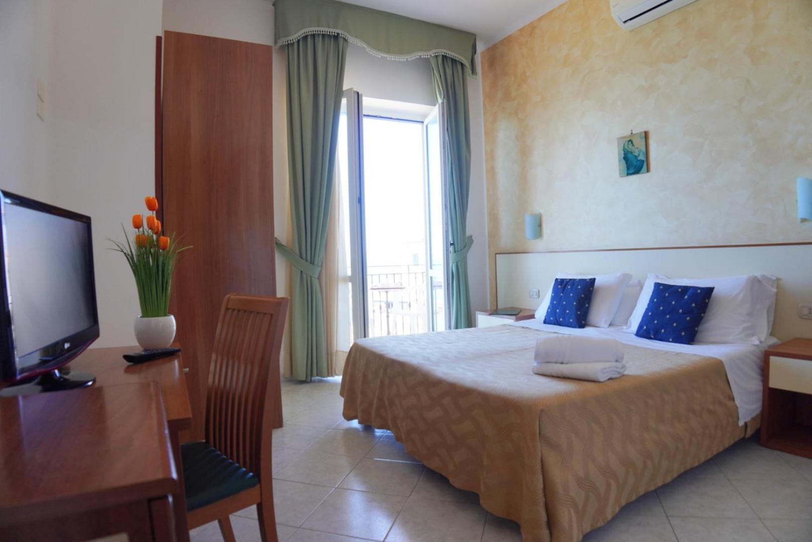 New Sonia Hotel 4*