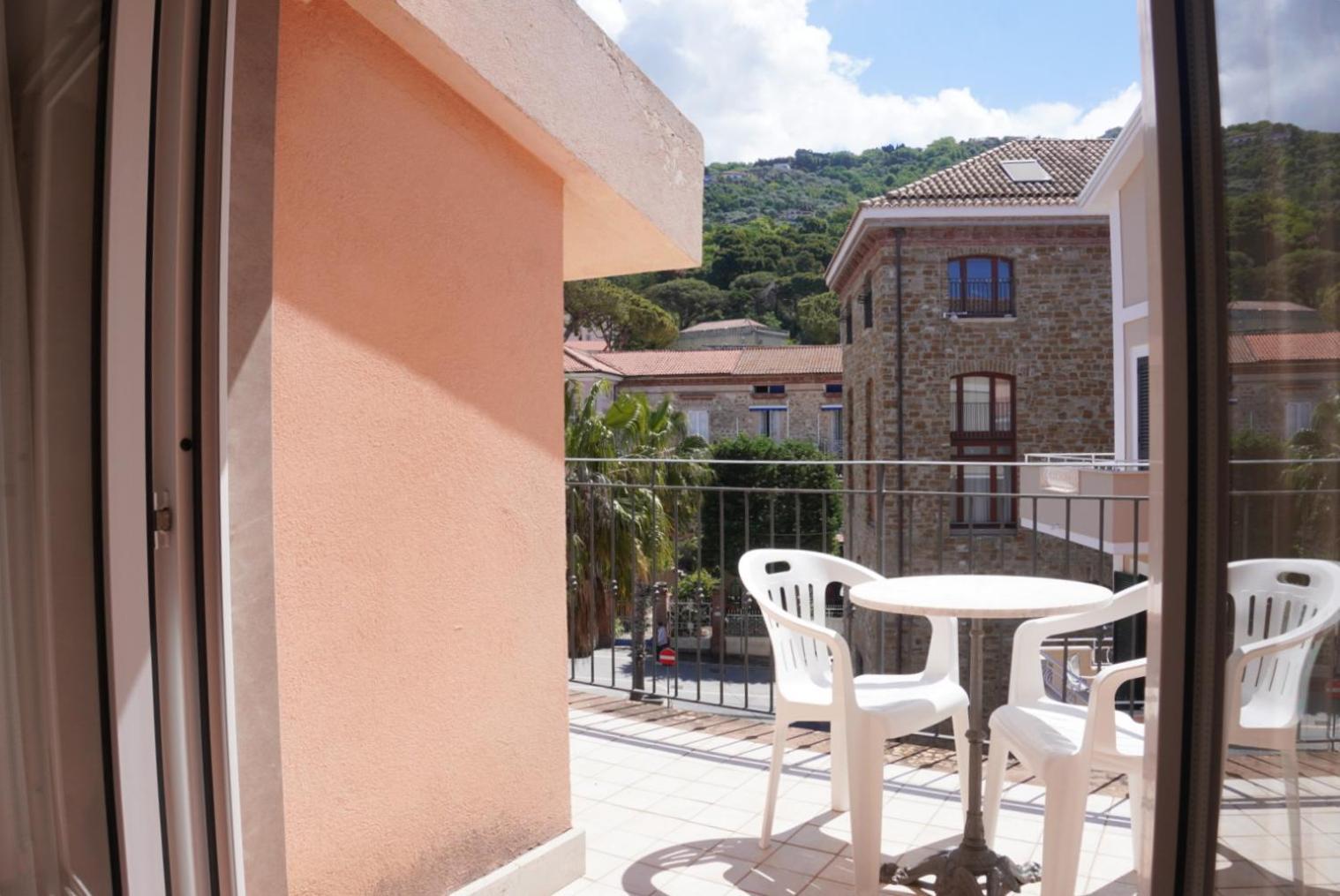 New Sonia Hotel 4*